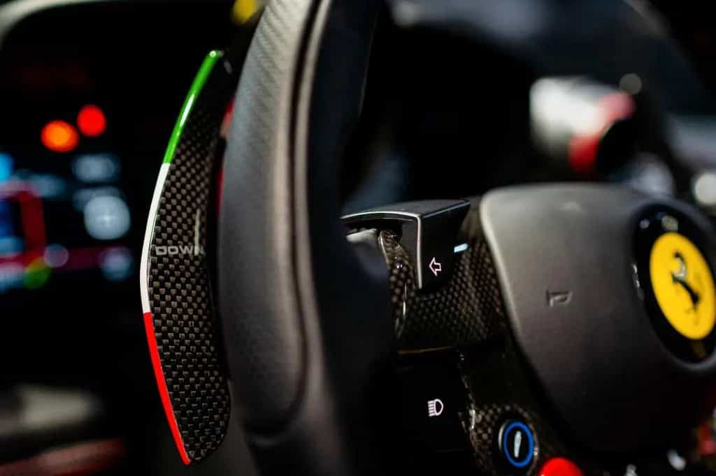 Ferrari F8 Spider MANSORY CARBON SOFTKIT 04/2022-photo-17