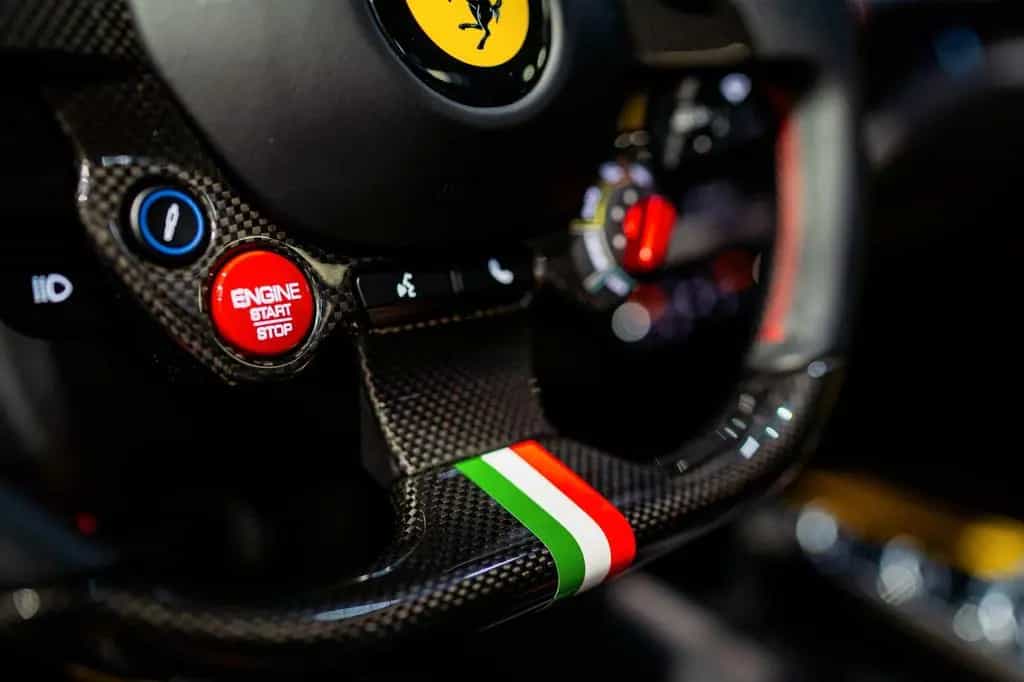 Ferrari F8 Spider MANSORY CARBON SOFTKIT 04/2022-photo-18