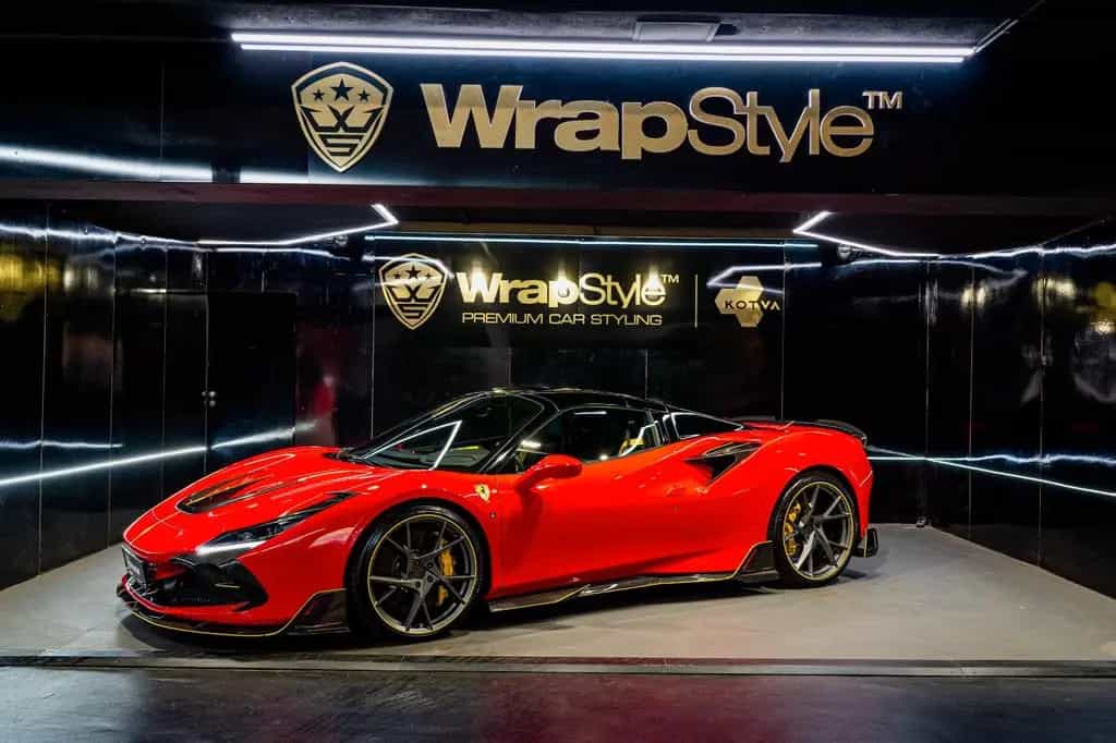 Ferrari F8 Spider MANSORY CARBON SOFTKIT 04/2022-photo-2
