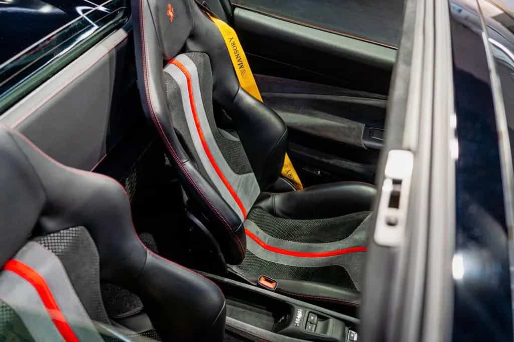Ferrari F8 Spider MANSORY CARBON SOFTKIT 04/2022-photo-22