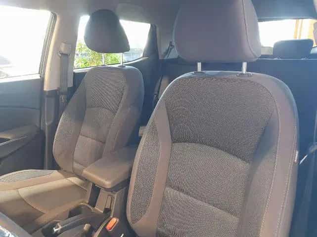 Ssangyong Tivoli Quartz 1.5 2024 6MT 2WD Navigationssystem 01/2025-photo-6