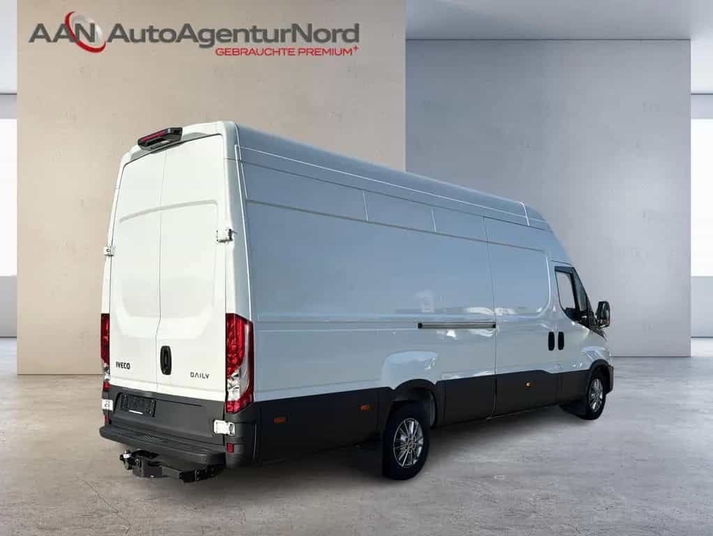 Iveco Other Daily 35S18 L4H3 18m³+AHK+ACC+LED+NAVI+KAMERA 10/2023-photo-3