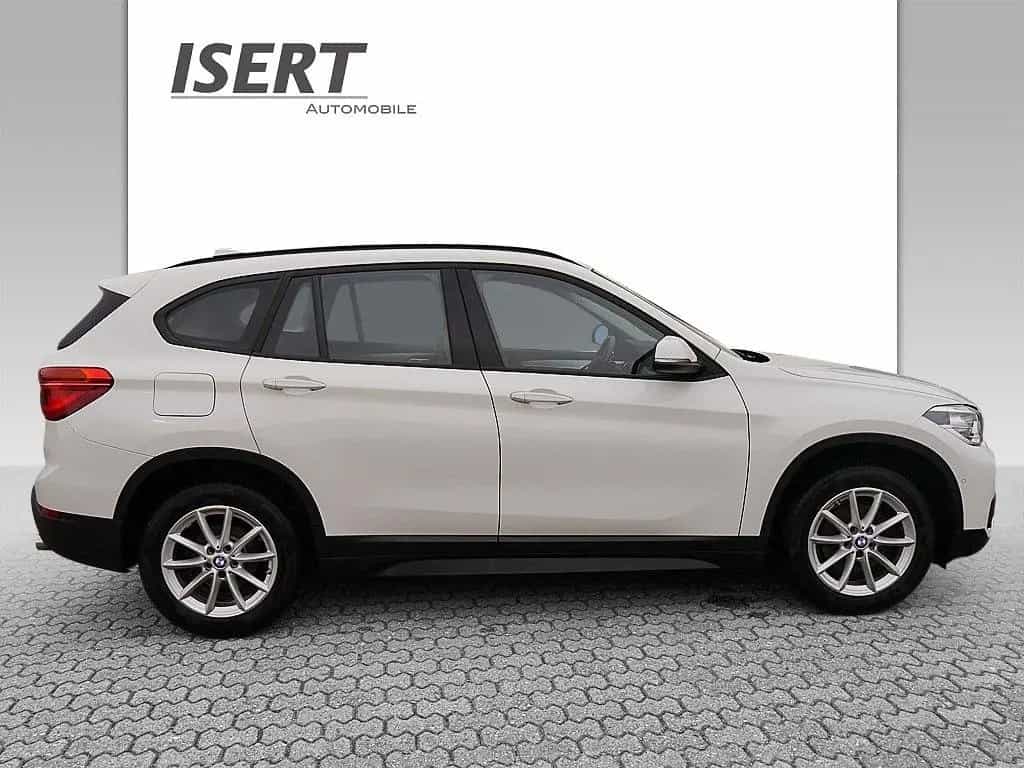 BMW X1 sDrive18d Advantage +NAVI+SHZ+LED+PDC+LM+ 06/2018-photo-1