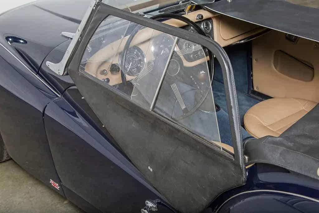 Triumph TR3 A, 12 Jahre einen Besitzer ! Gut dokumentiert 09/1958-photo-13