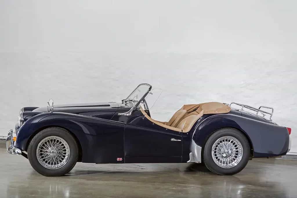 Triumph TR3 A, 12 Jahre einen Besitzer ! Gut dokumentiert 09/1958-photo-9