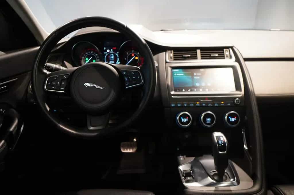 Jaguar E-Pace D180 SE AWD*Pano*U-Frei*ACC*Leder*20"Alu* 05/2018-photo-7