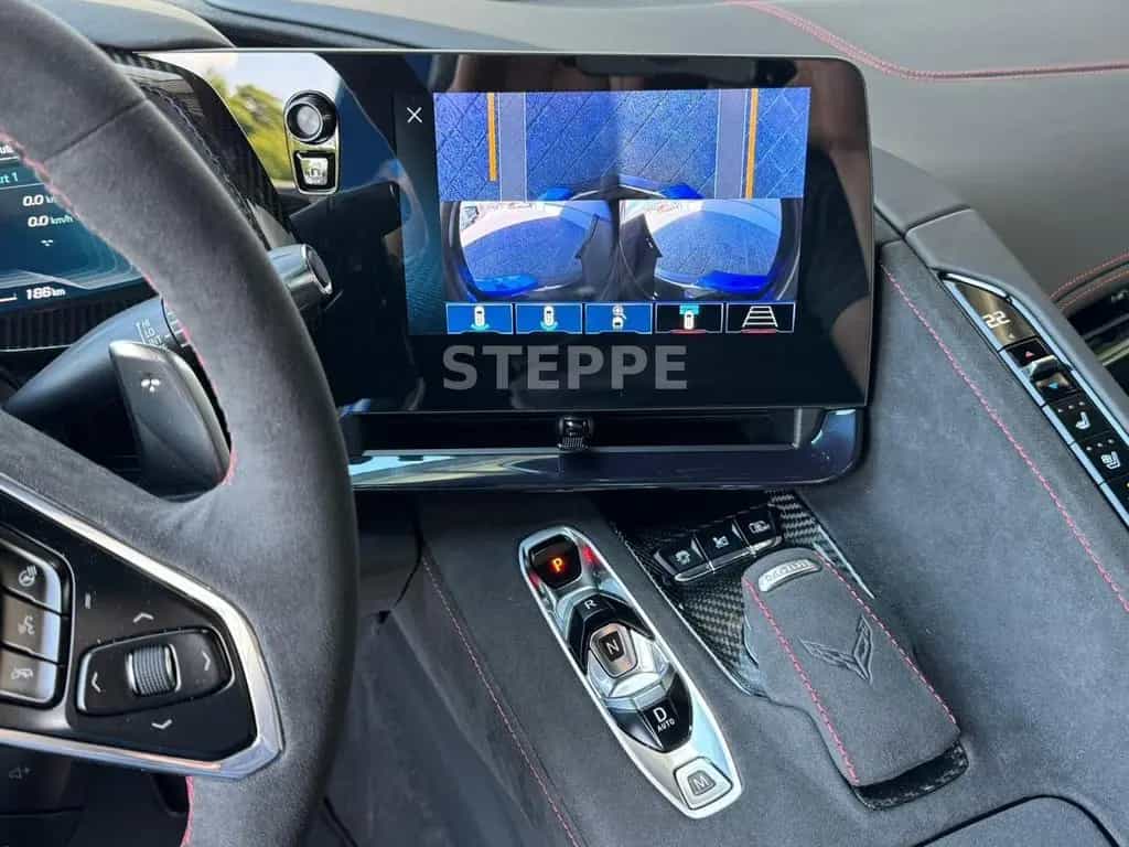 Corvette C8 Stingray Coupe 6,2 V8 3LT Europamodell STEPPE 08/2025-photo-11
