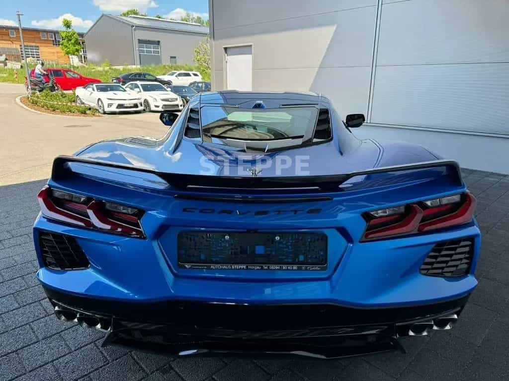 Corvette C8 Stingray Coupe 6,2 V8 3LT Europamodell STEPPE 08/2025-photo-4