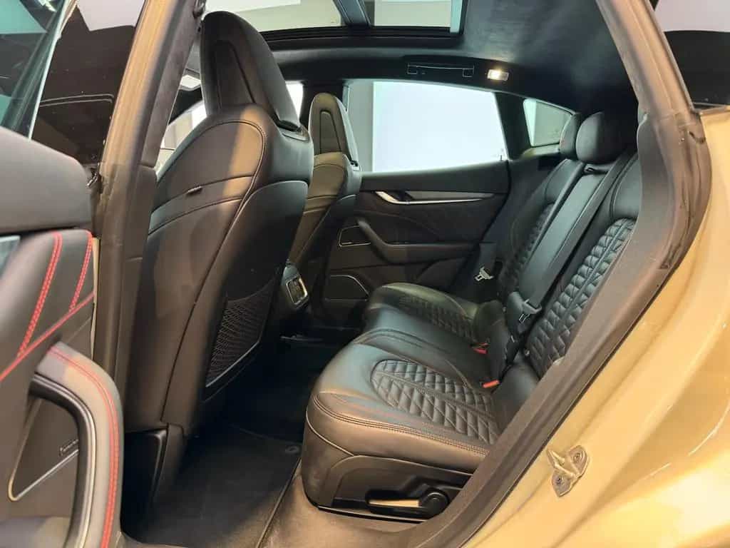 Maserati Levante GranSport S 12/2019-photo-13