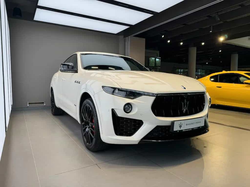 Maserati Levante GranSport S 12/2019-photo-2