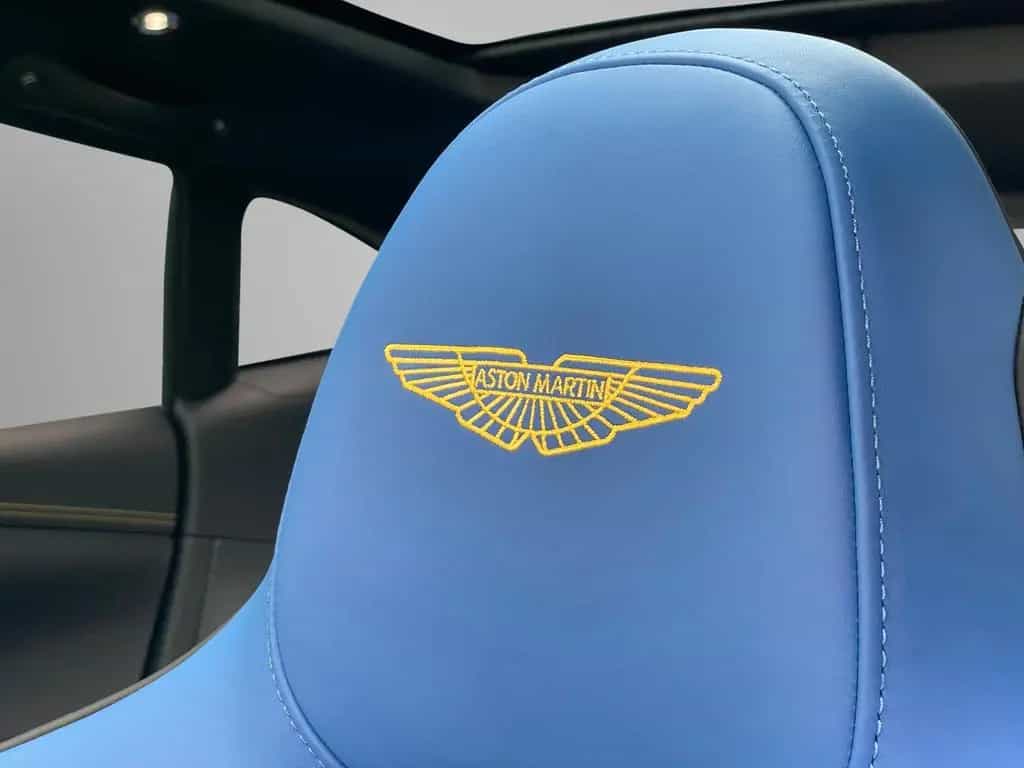 Aston Martin DBX 707 04/2025-photo-13