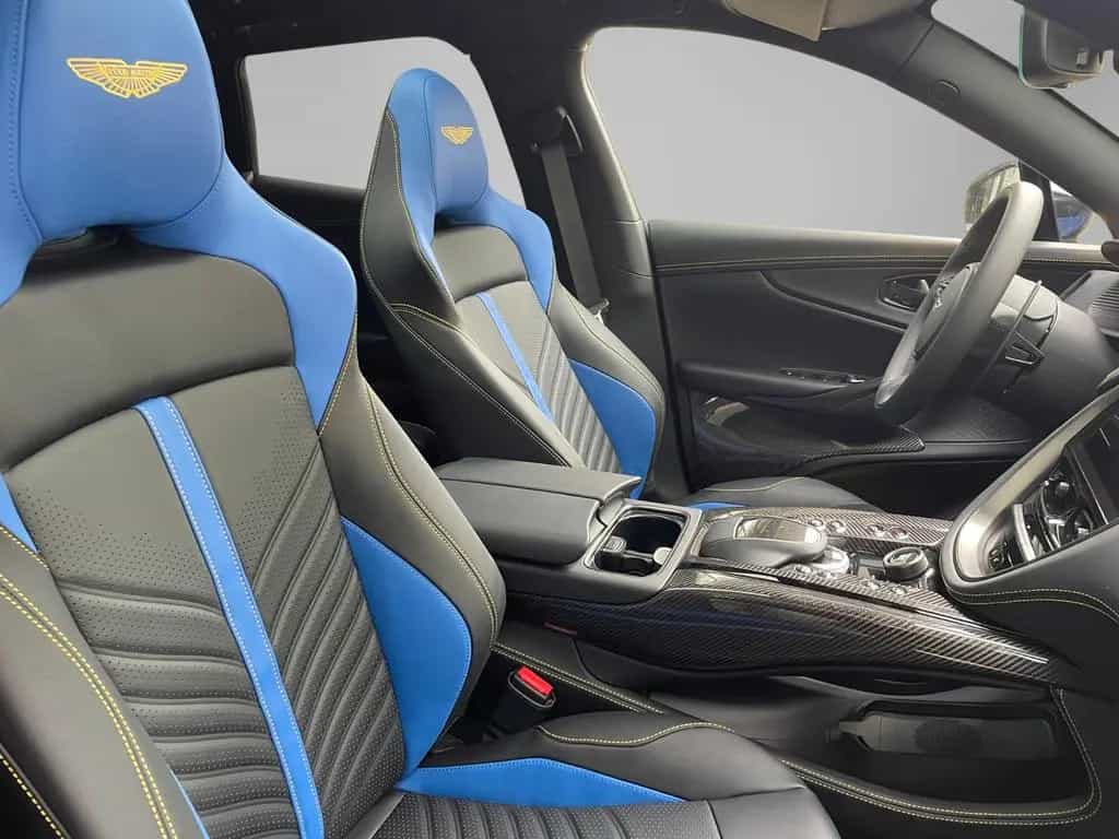 Aston Martin DBX 707 04/2025-photo-18