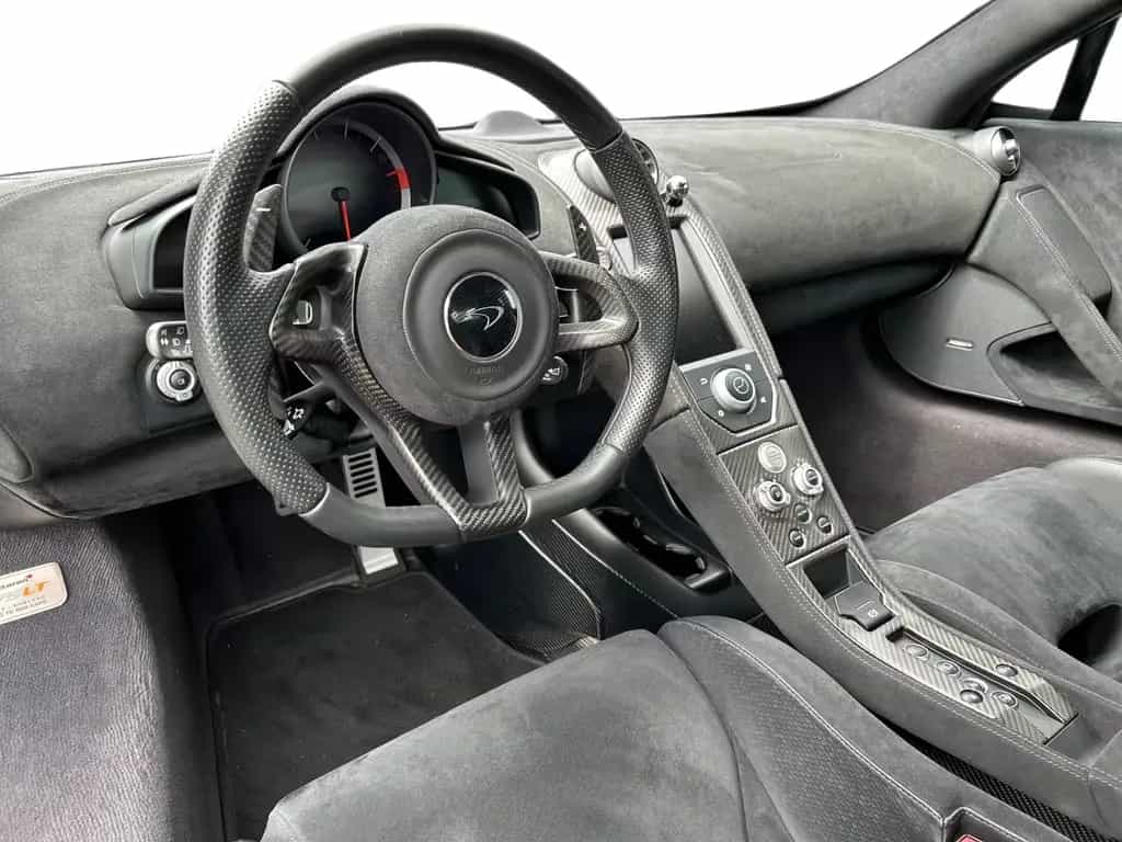 McLaren 675LT *Karbon Exterieur/Interieur Spezial* 05/2016-photo-9