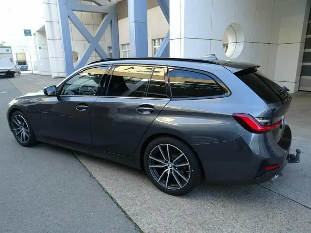 BMW 320 D Sportline Tour,xDrive SAG,AHK,Panorama,ACC 02/2020-photo-14