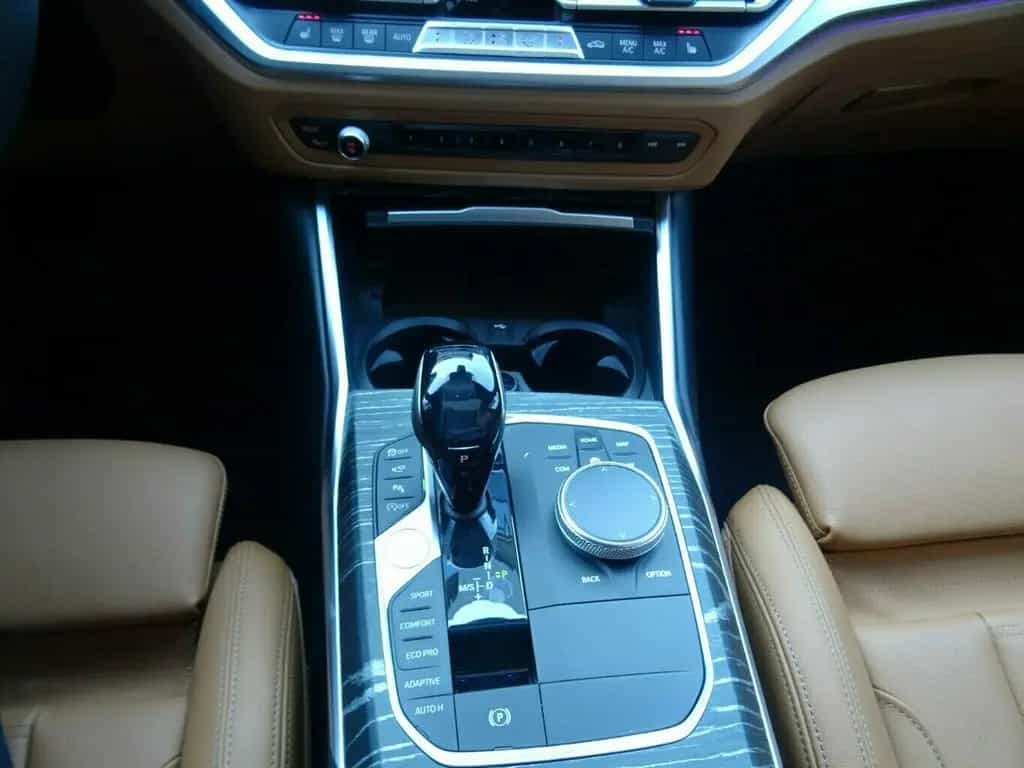 BMW 320 D Sportline Tour,xDrive SAG,AHK,Panorama,ACC 02/2020-photo-20