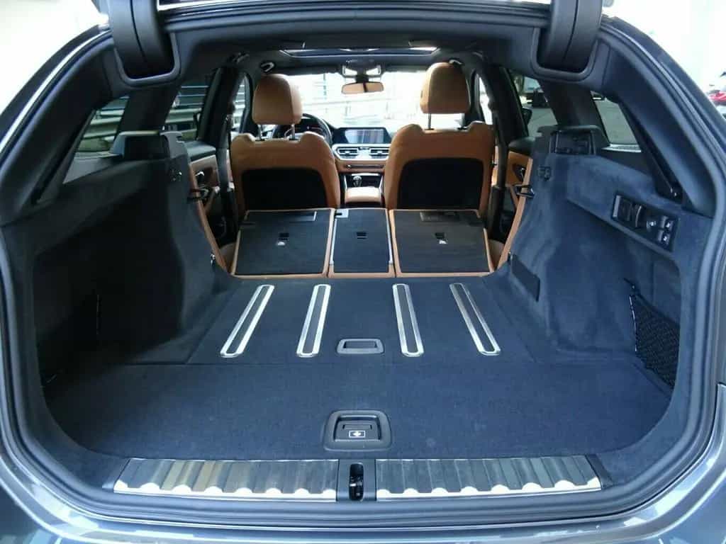 BMW 320 D Sportline Tour,xDrive SAG,AHK,Panorama,ACC 02/2020-photo-8