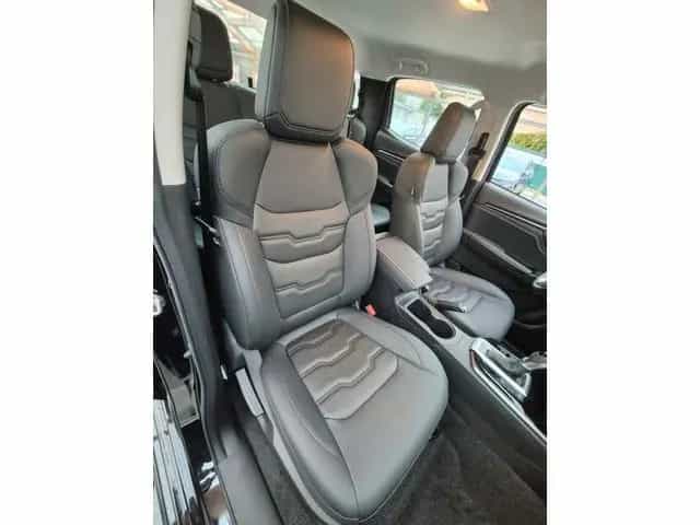 Isuzu D-Max Double Cab 4WD LSE Atm Leder Navi RFK 01/2025-photo-15