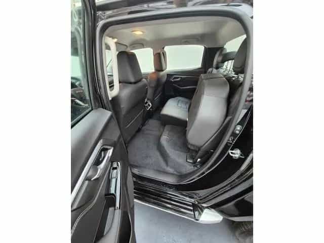 Isuzu D-Max Double Cab 4WD LSE Atm Leder Navi RFK 01/2025-photo-18