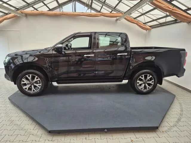 Isuzu D-Max Double Cab 4WD LSE Atm Leder Navi RFK 01/2025-photo-4
