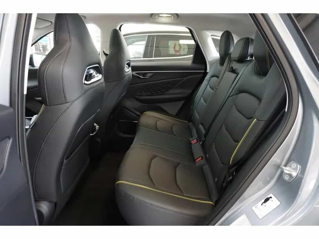 BAIC X55 Luxury 1.5 Turbo GDI Autom. LED PANO ACC null-photo-18