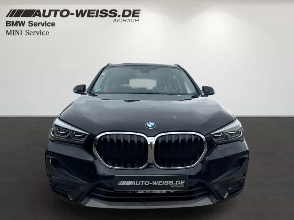 BMW X1 20dxA +NAVI+ACC+LED+APPLE+SHZ+DAB+MFL+BT+AHK+ 04/2022-photo-1