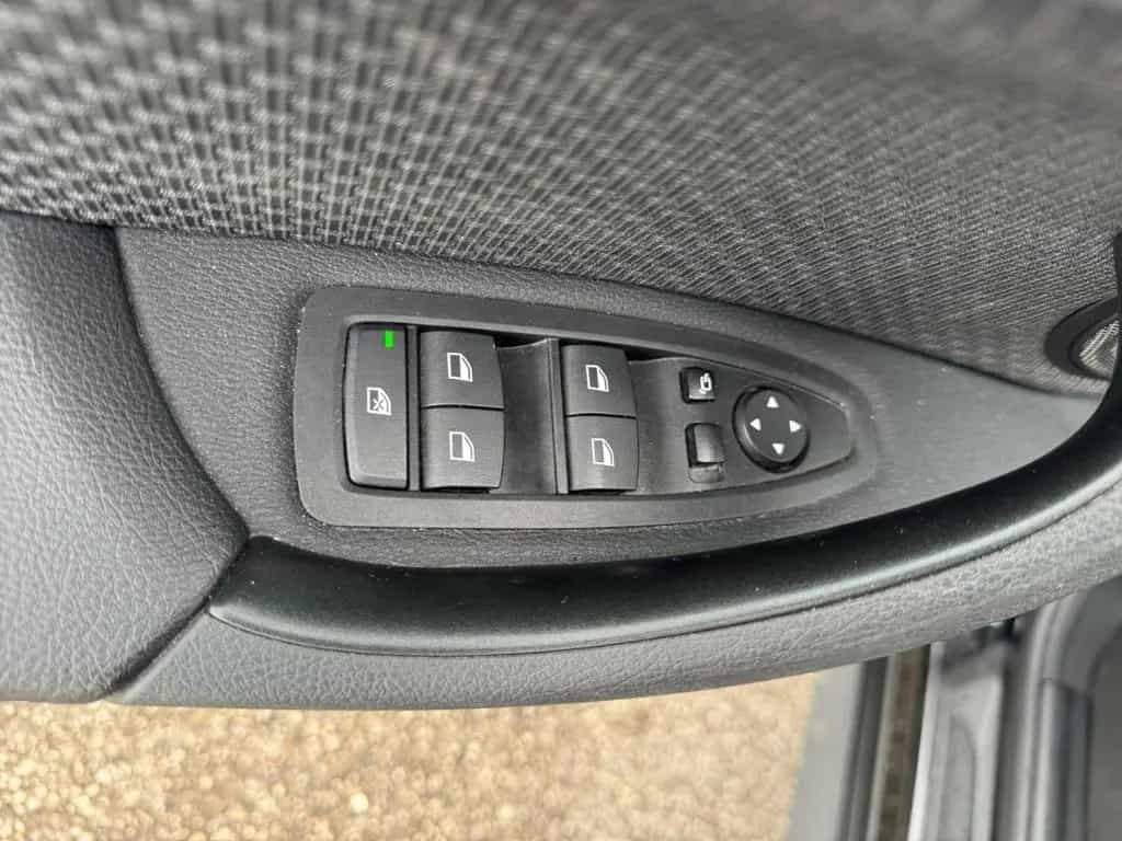 BMW X1 20dxA +NAVI+ACC+LED+APPLE+SHZ+DAB+MFL+BT+AHK+ 04/2022-photo-33