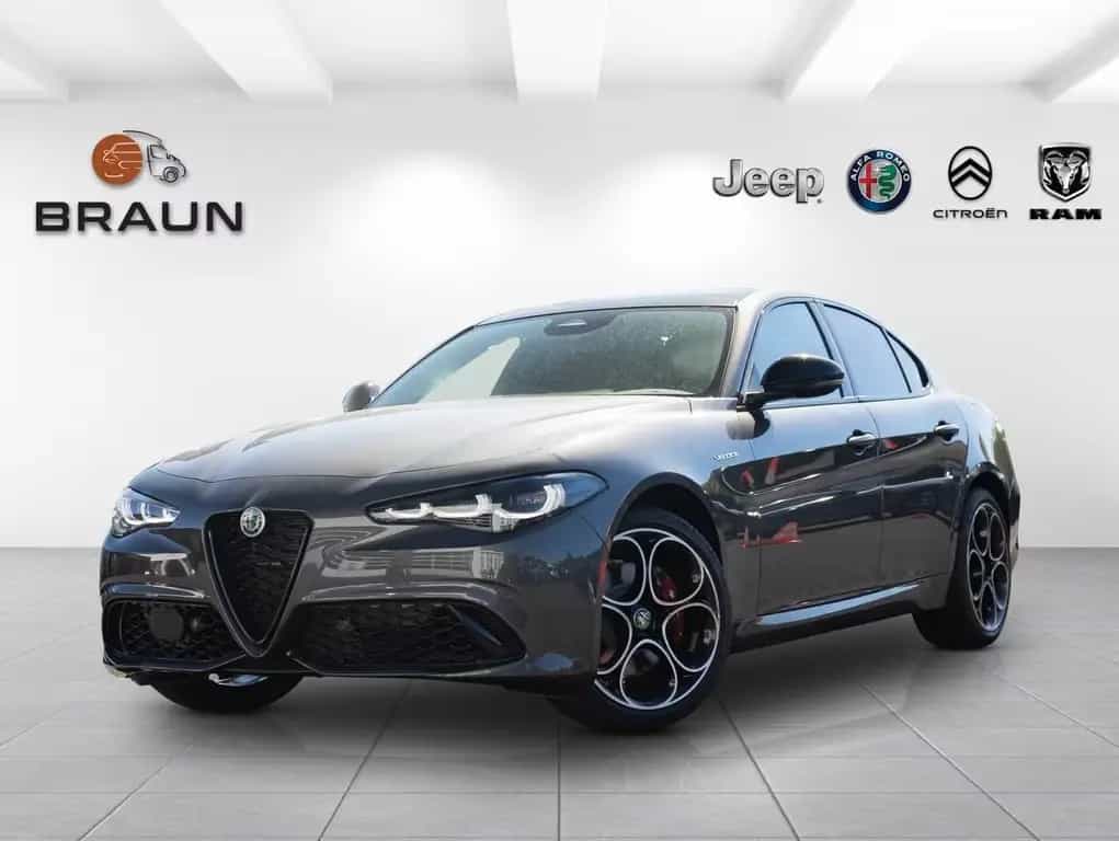 Alfa Romeo Giulia 2.0 Turbo 16V AT8-Q4 Veloce VOLL! 07/2024-photo-0