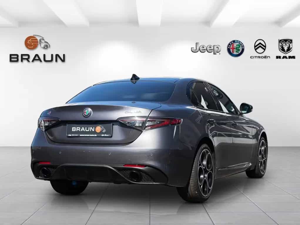 Alfa Romeo Giulia 2.0 Turbo 16V AT8-Q4 Veloce VOLL! 07/2024-photo-2