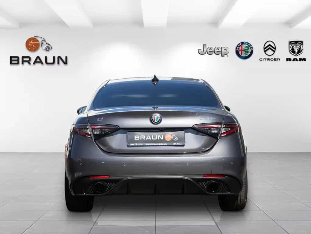 Alfa Romeo Giulia 2.0 Turbo 16V AT8-Q4 Veloce VOLL! 07/2024-photo-3