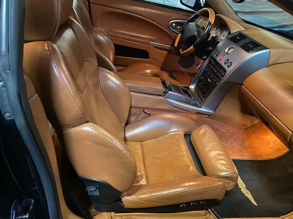 Aston Martin Vanquish V12 4-Seater Change in other Classic cars?! 03/2002-photo-16