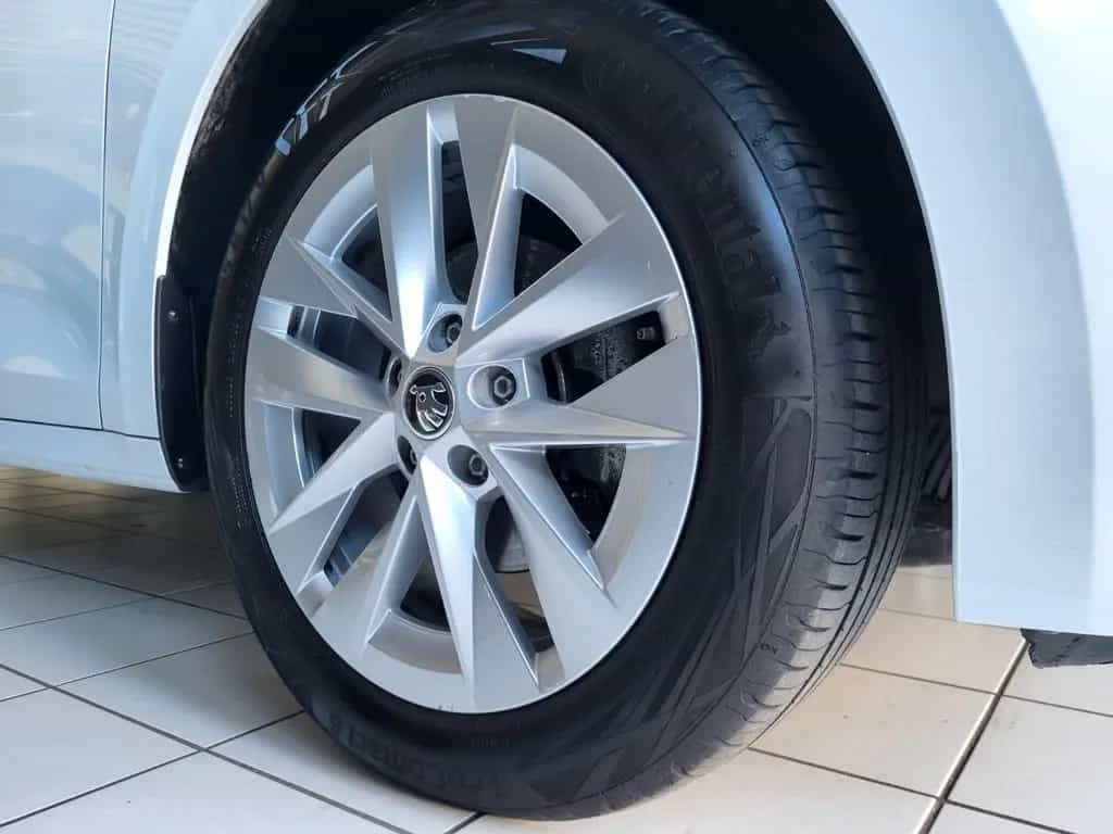 Skoda Octavia Combi Ambition//VIRTUAL TACHO/LED/KLIMA/ 12/2022-photo-25