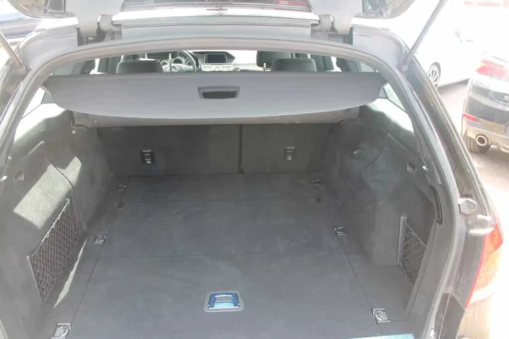 Mercedes-Benz E 350 T BlueTec Avantg.*Aut.*LED*Comand*AHK*19" 04/2016-photo-14