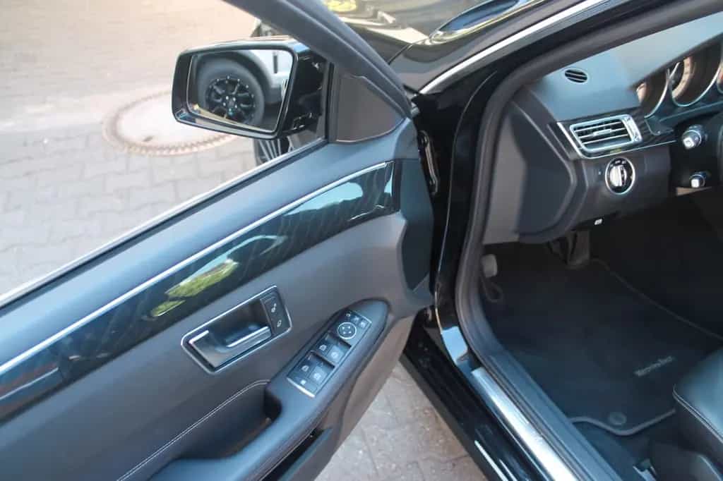 Mercedes-Benz E 350 T BlueTec Avantg.*Aut.*LED*Comand*AHK*19" 04/2016-photo-7
