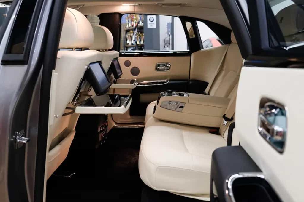 Rolls-Royce Ghost Mansory 01/2013-photo-10
