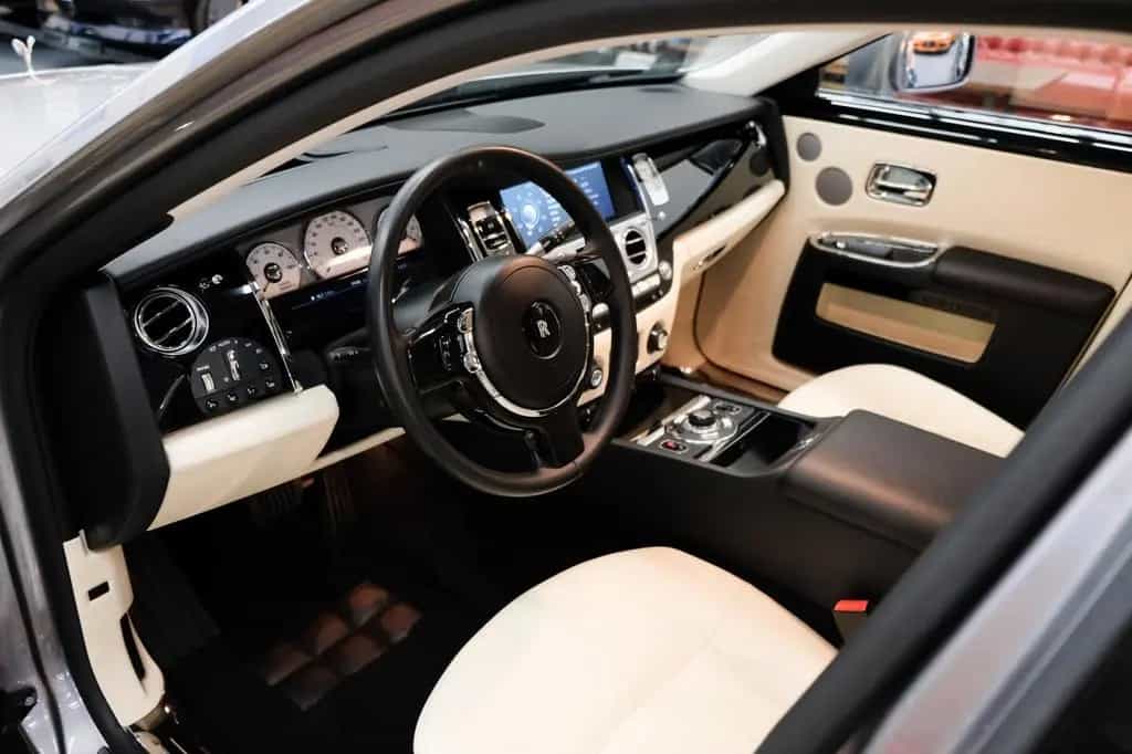 Rolls-Royce Ghost Mansory 01/2013-photo-7