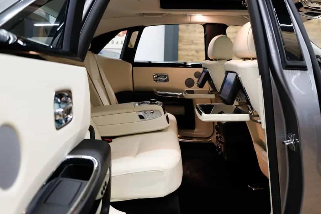 Rolls-Royce Ghost Mansory 01/2013-photo-9