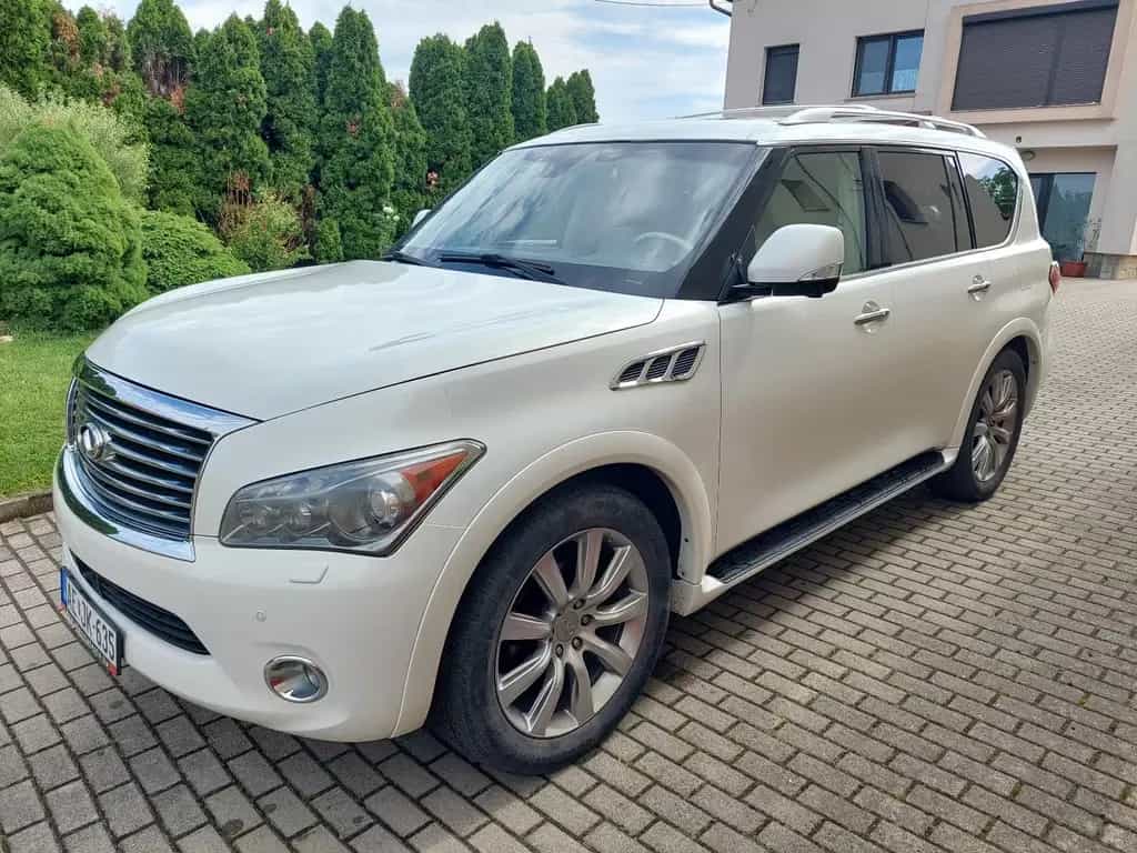 Infiniti QX56 02/2011-photo-0