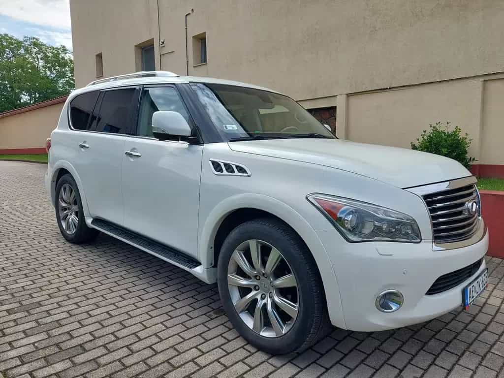 Infiniti QX56 02/2011-photo-1