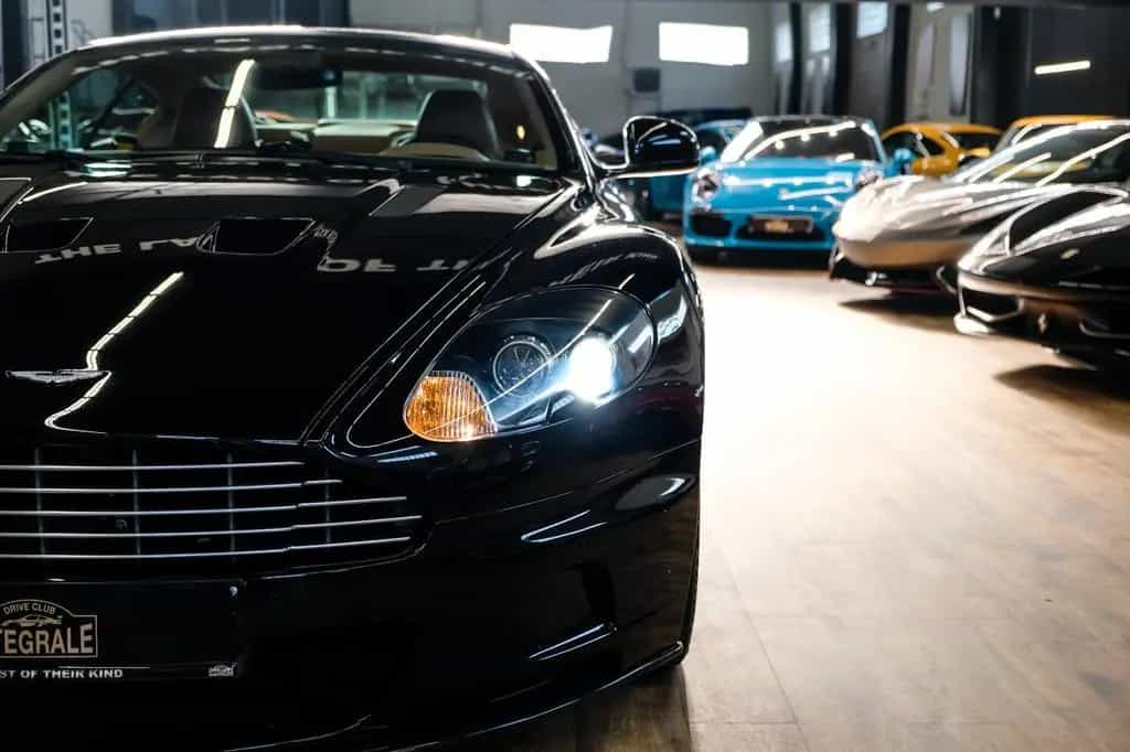Aston Martin DBS 6.0 V12 1 of 378 01/2012-photo-13