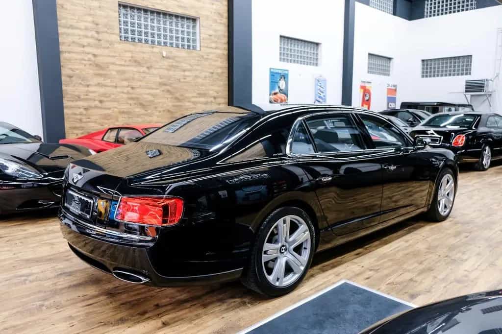 Bentley Continental Flying Spur W12 11/2014-photo-3