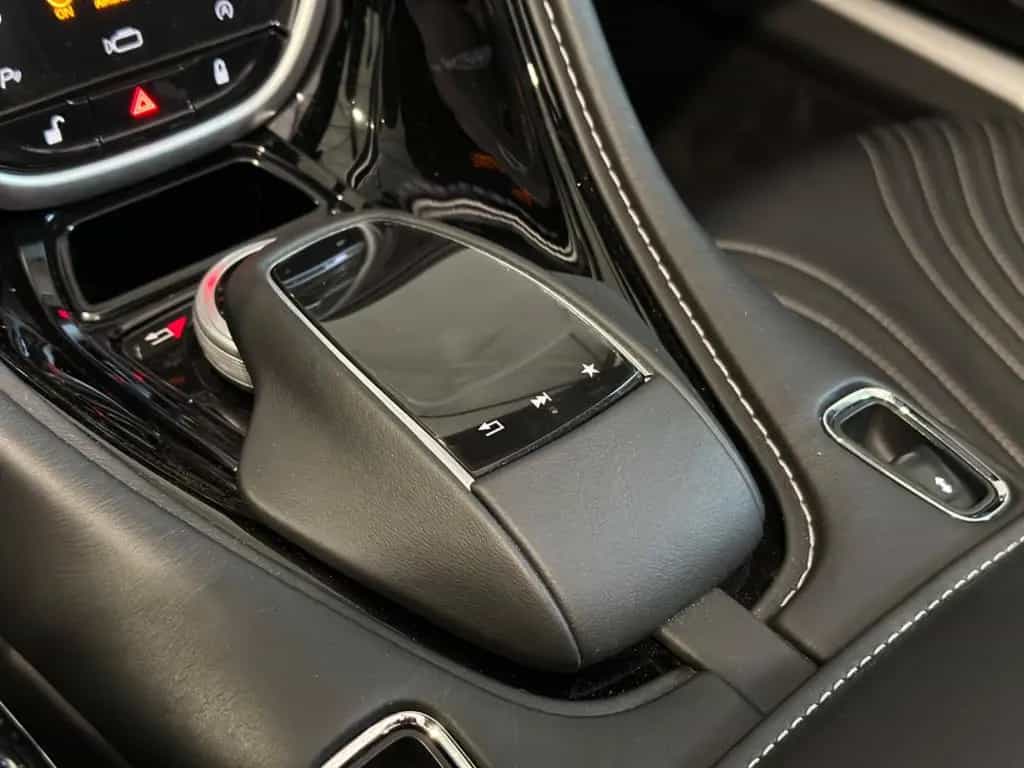 Aston Martin DB11 4.0 V8 Volante Cabrio *Tech Pack+,Serv. neu 05/2020-photo-15