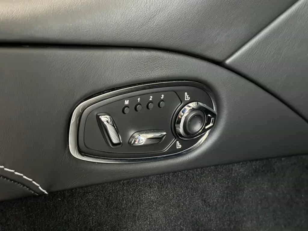 Aston Martin DB11 4.0 V8 Volante Cabrio *Tech Pack+,Serv. neu 05/2020-photo-22