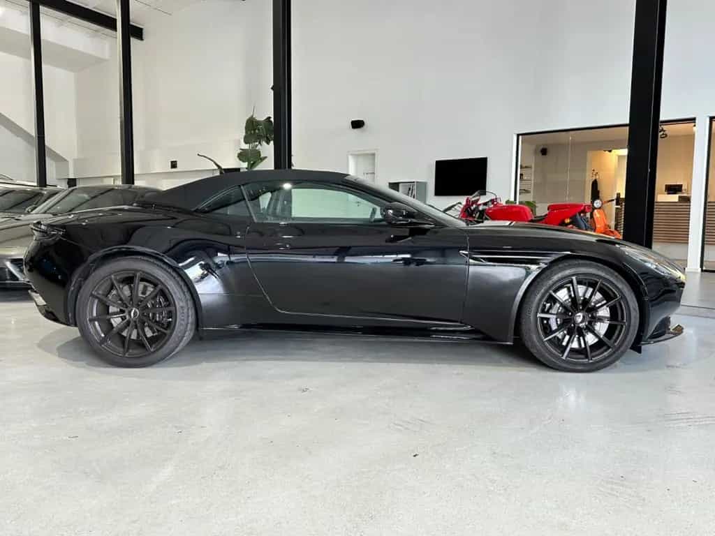 Aston Martin DB11 4.0 V8 Volante Cabrio *Tech Pack+,Serv. neu 05/2020-photo-6