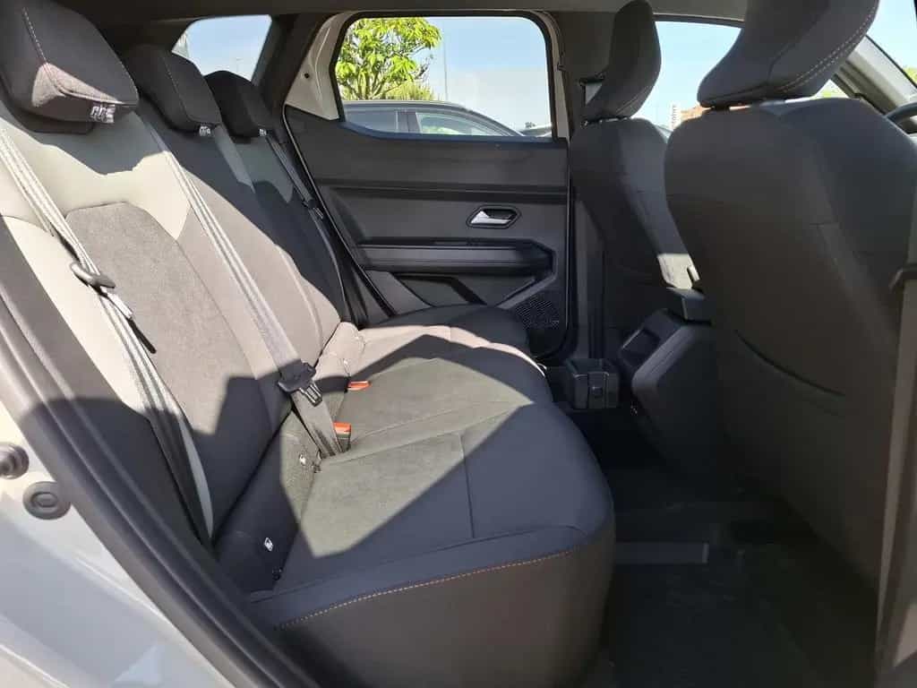 Dacia Duster Extreme TCe 130 (Sofort verfügbar) 05/2025-photo-14