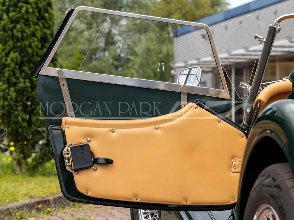 Morgan Roadster 3,0l *der klassische Brite* 1.Hd. 10/2004-photo-21