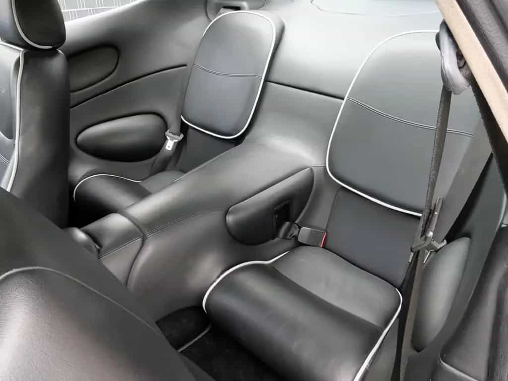 Aston Martin DB7 Vantage Coupe V12 aus 2. Hand 06/2001-photo-12