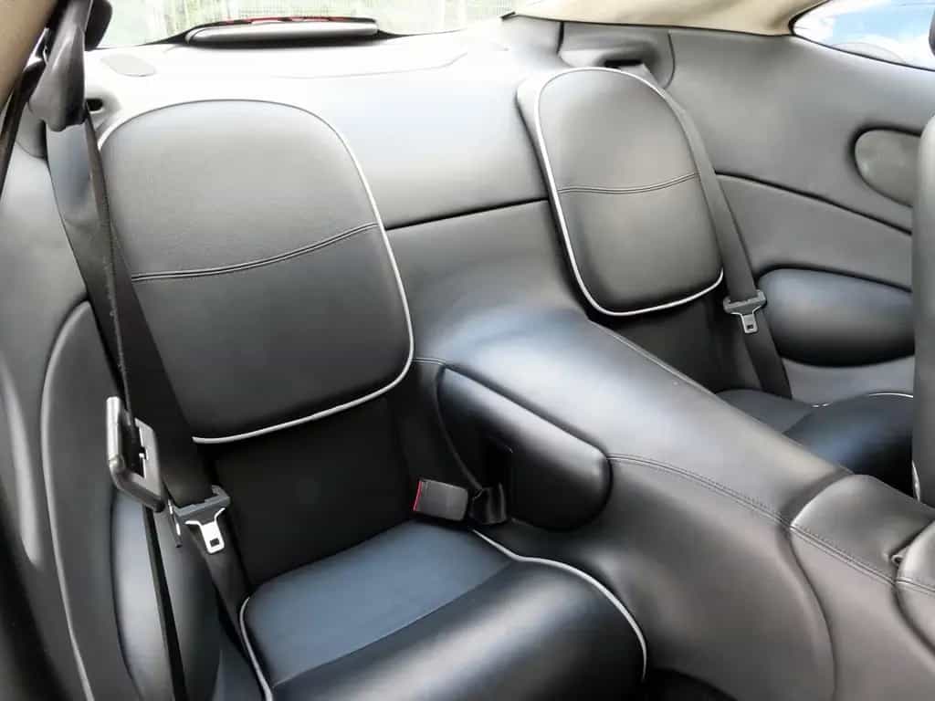 Aston Martin DB7 Vantage Coupe V12 aus 2. Hand 06/2001-photo-13