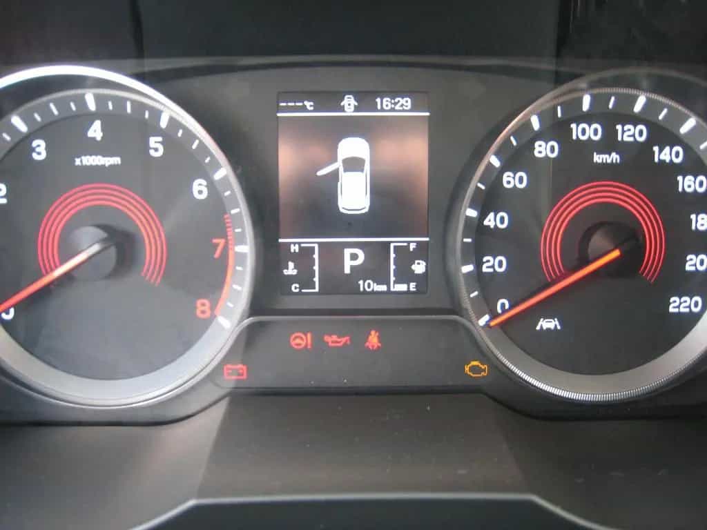 Ssangyong Korando 1.5T 6AT Sitzheizg.*Kamera* 03/2024-photo-13