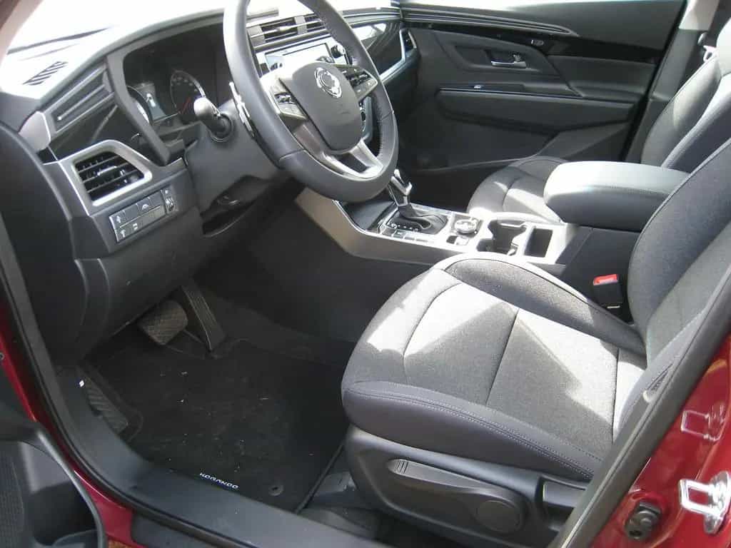 Ssangyong Korando 1.5T 6AT Sitzheizg.*Kamera* 03/2024-photo-5