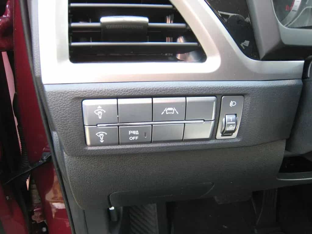 Ssangyong Korando 1.5T 6AT Sitzheizg.*Kamera* 03/2024-photo-9